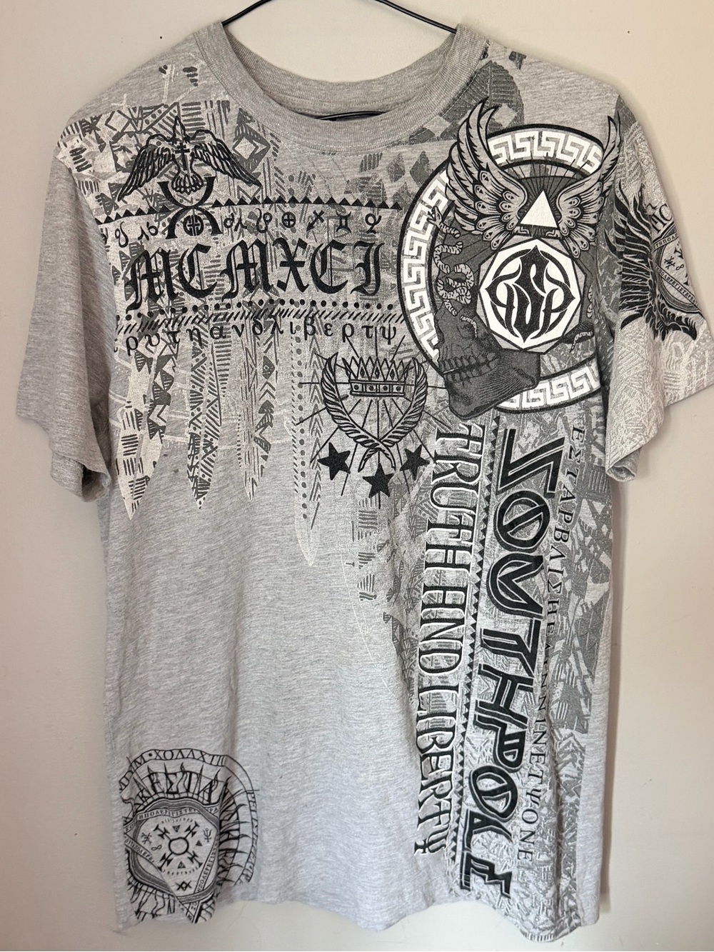 Y2K vintage Southpole graphic Tshirt all over print truth and liberty skull wing